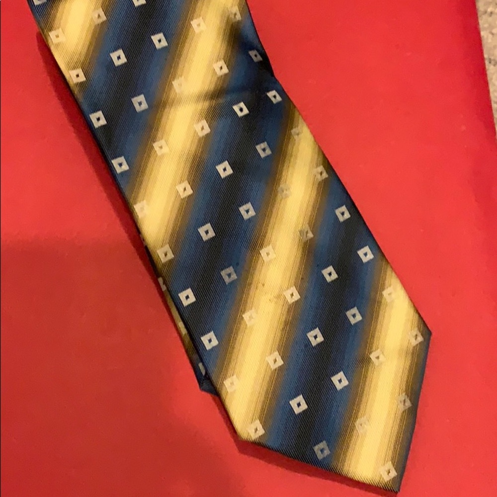 Tie